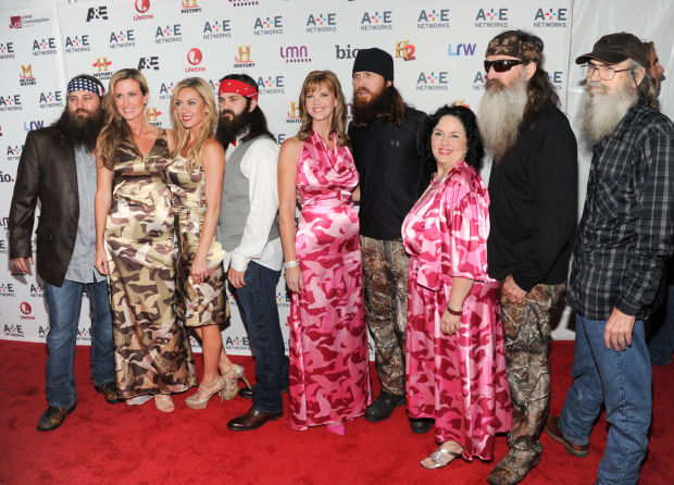 Willie, Korie, Jessica, Jep, Missy, Jase, Miss kay, Phil, Si